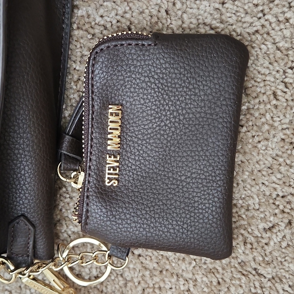 Steve Madden Black Crossbody Bag with Brown Strap - Picture 4 of 8